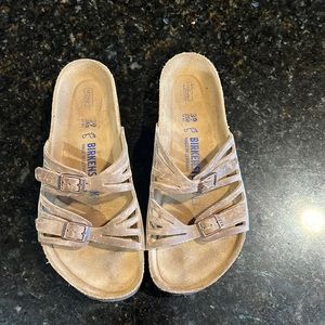 Women’s size 39 Birkenstocks